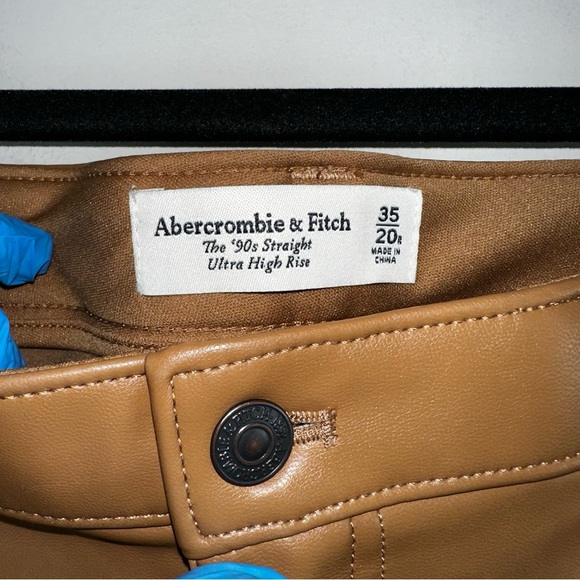 Abercrombie & Fitch The 90s Straight Ultra High Rise Faux Leather Pants Size 20R - Picture 4 of 11
